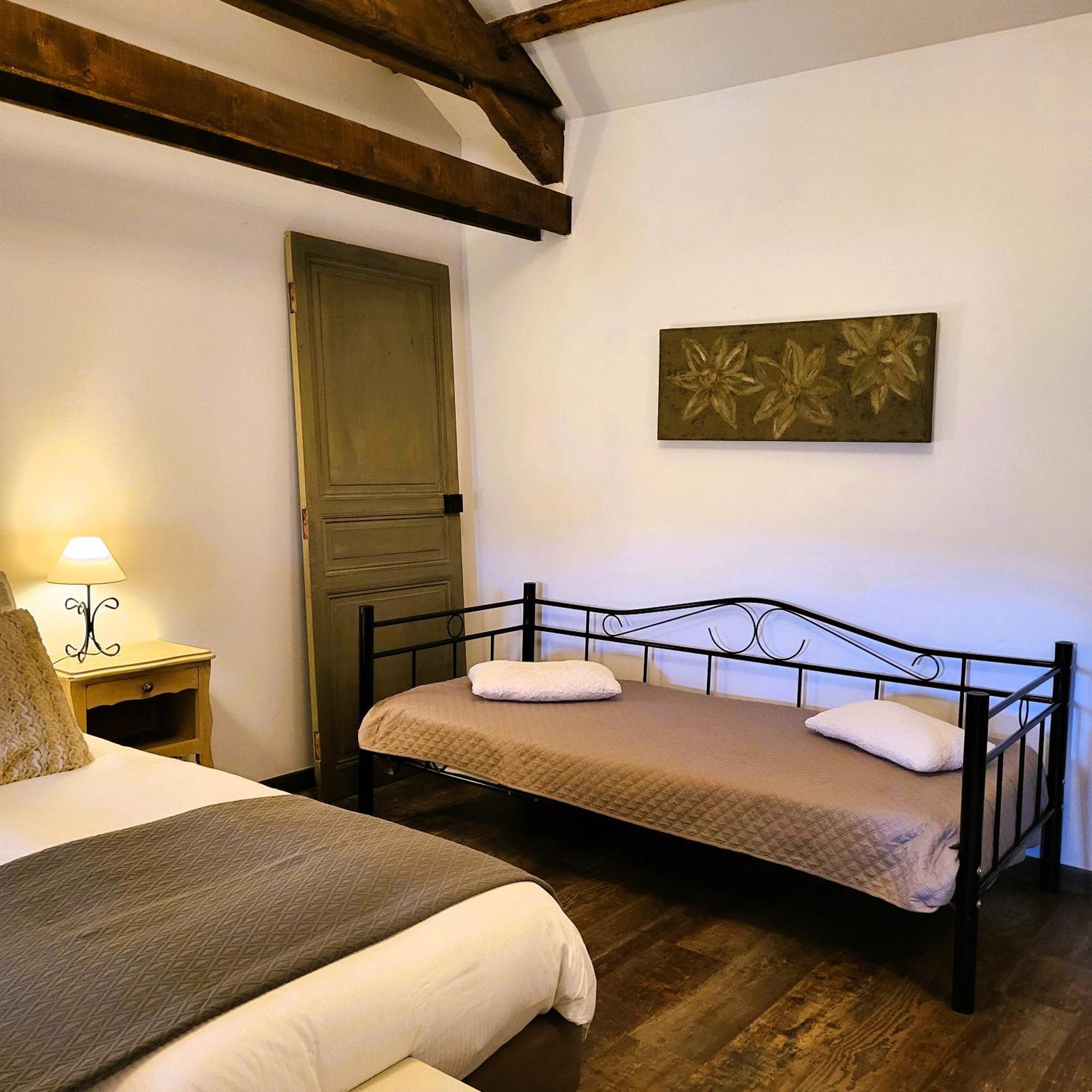 Bed and Breakfast Le Chemin Challignac Экстерьер фото